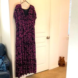 Long dress- fully lined, cap sleeve. Like new wore once for a wedding.
